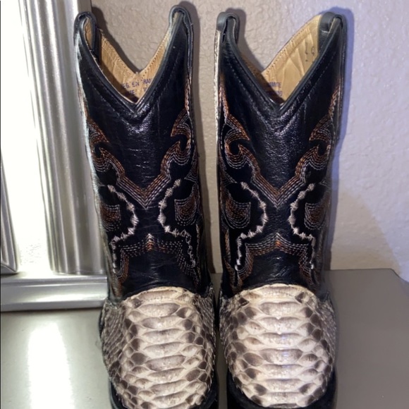 Cowboy boots python white snake skin. 8 /12 - Picture 3 of 7